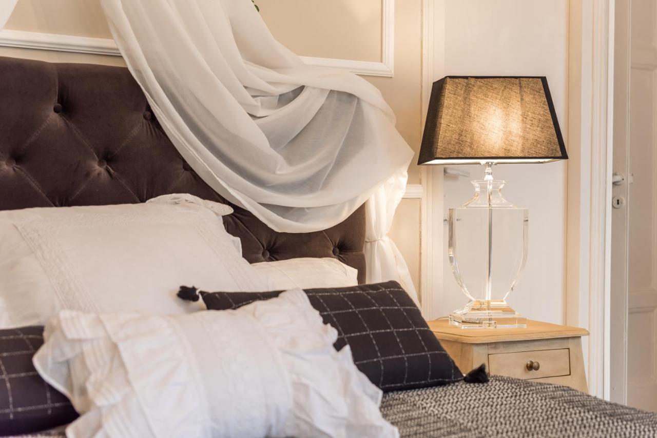 Moulin Rouge Lerici Apartment Bagian luar foto