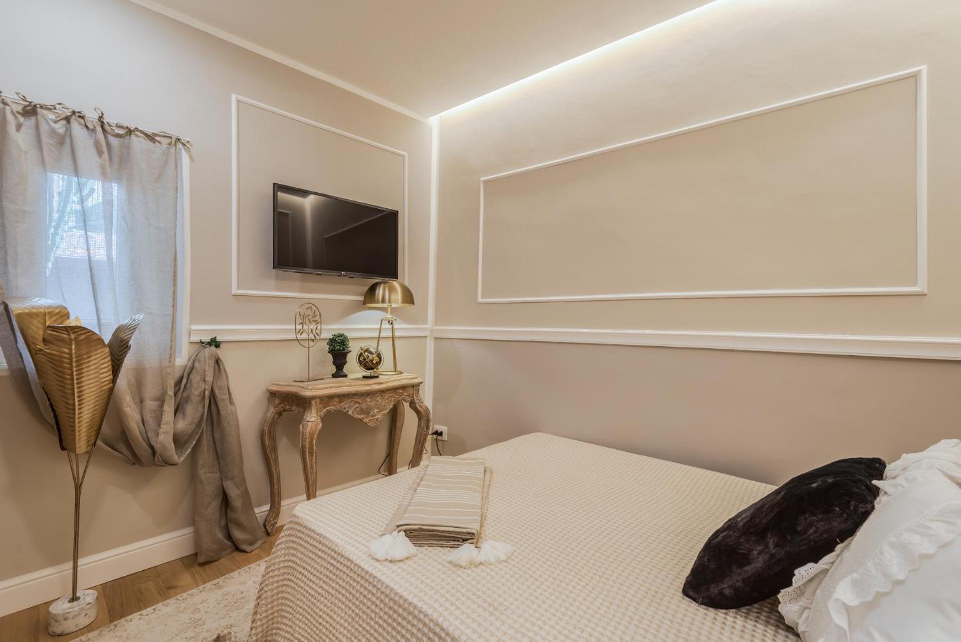 Moulin Rouge Lerici Apartment Bagian luar foto